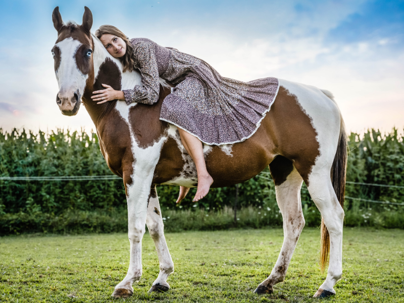 Portrait and senior photographer Angola Indiana, SM Studios